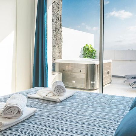 Monterey House Playa Blanca Villa Playa Blanca  Exterior photo