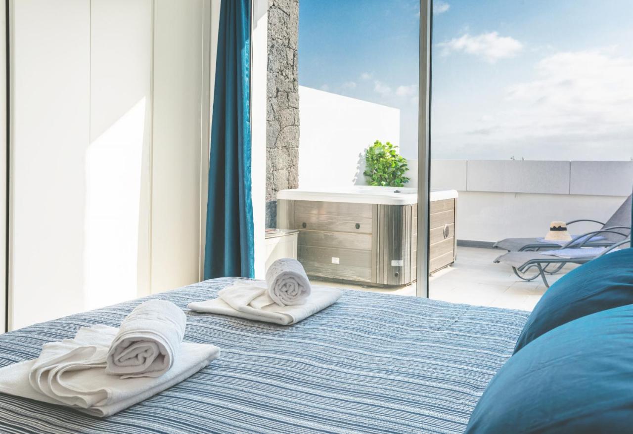 Monterey House Playa Blanca Villa Playa Blanca  Exterior photo