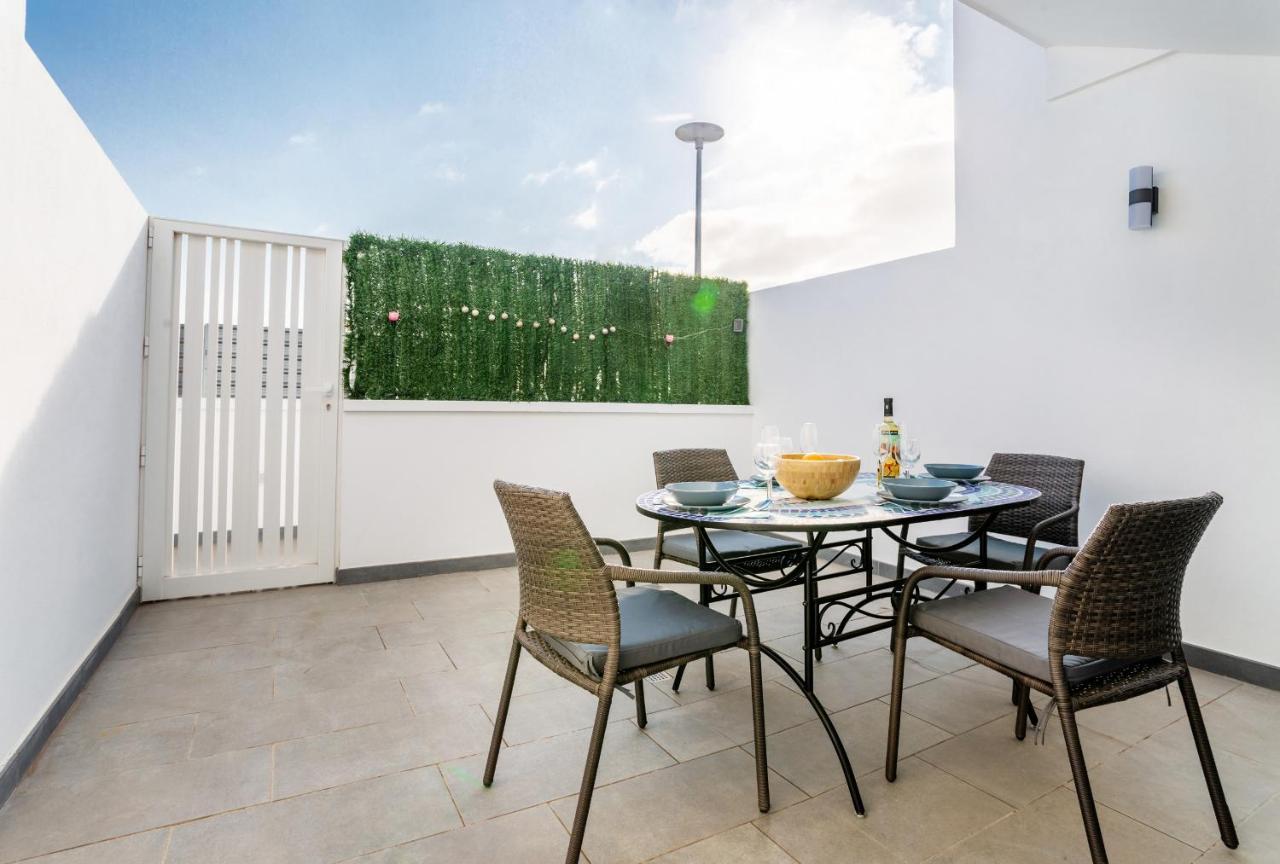 Monterey House Playa Blanca Villa Playa Blanca  Exterior photo